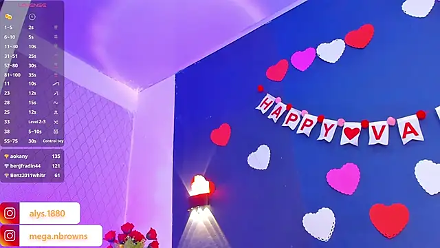Snapshot of alysson_18 chatting on February 2025 01:05:02 PM alysson 18 online show from February 2025 01:05:02 PM