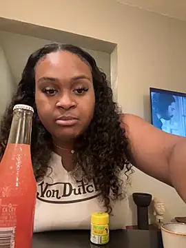 piscesxoxo online show from September 2025 11:32:02 PM