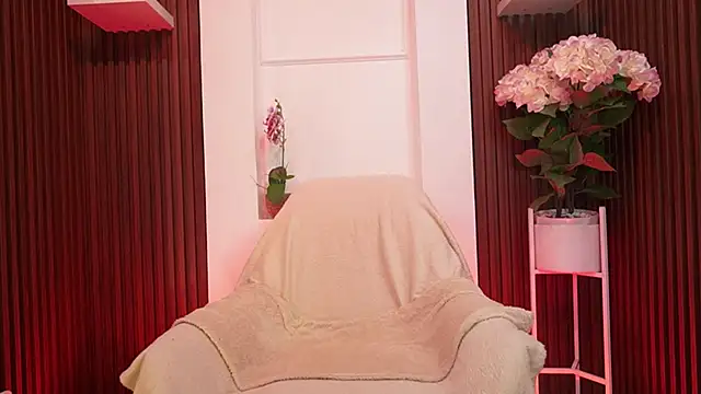 MaddyWattson online show from October 2025 11:42:01 AM