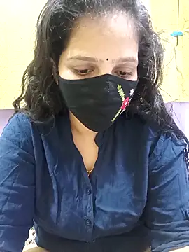 Rising Smiler online show from November 2025 06:08:01 PM