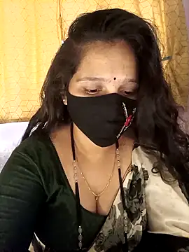 Snapshot of Rising_Smiler chatting on February 2026 11:42:02 AM Rising Smiler online show from February 2026 11:42:02 AM