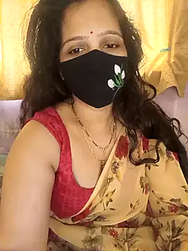 Snapshot of Rising_Smiler chatting on March 2026 10:26:02 AM Rising Smiler online show from March 2026 10:26:02 AM