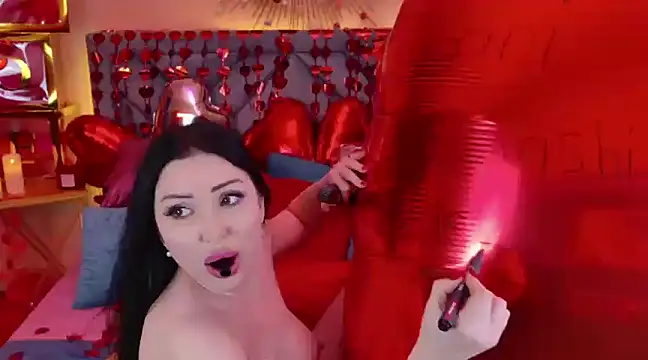 Snapshot of Dalia_Lavish chatting on February 2025 03:29:01 AM Dalia Lavish online show from February 2025 03:29:01 AM