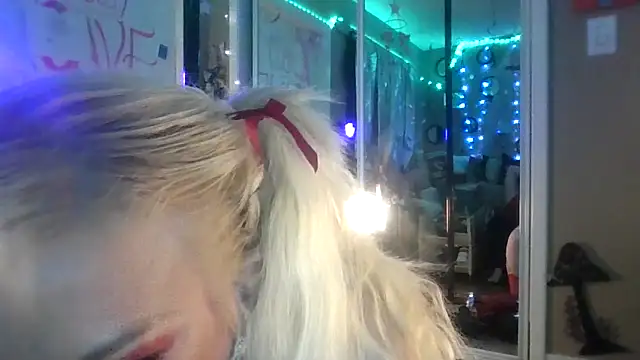 marilyn420 online show from June 2026 07:24:02 AM