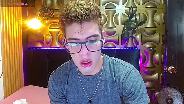 angel sexyevil online show from November 2025 12:28:02 PM