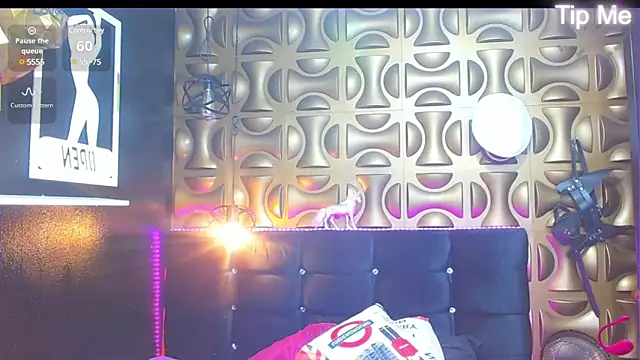 Snapshot of angel_sexyevil chatting on March 2025 12:28:01 PM angel sexyevil online show from March 2025 12:28:01 PM