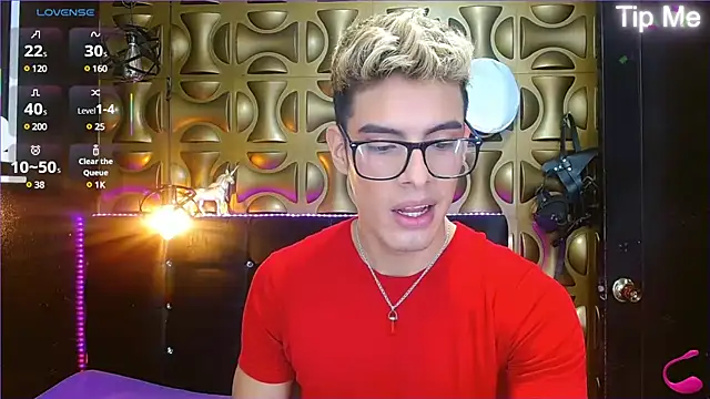 Snapshot of angel_sexyevil chatting on February 2025 12:23:02 PM angel sexyevil online show from February 2025 12:23:02 PM