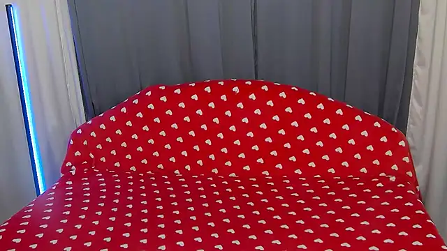 Alison L online show from March 2025 07:26:01 AM