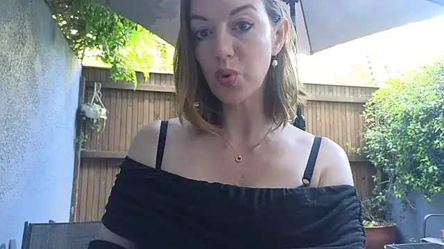 TopsyWilde online show from October 2025 08:27:02 AM