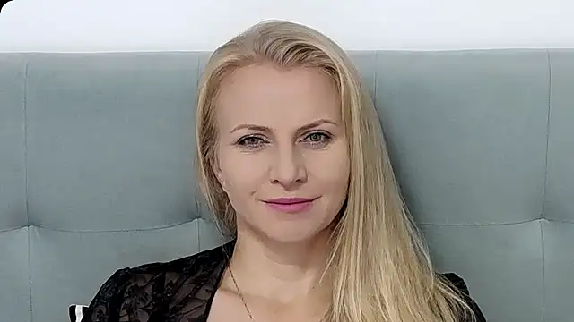 Snapshot of K__Adrienne chatting on October 2025 05:09:01 AM K  Adrienne online show from October 2025 05:09:01 AM