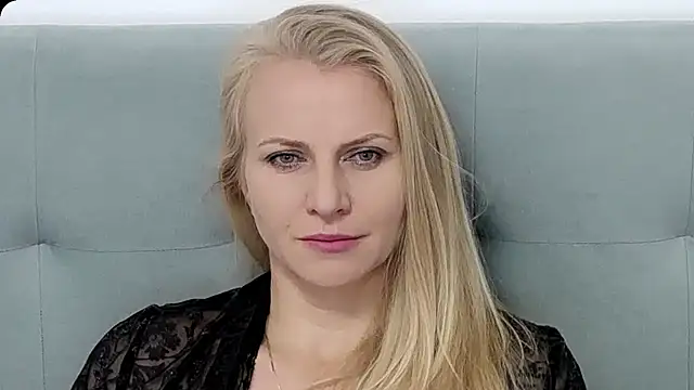 Snapshot of K__Adrienne chatting on October 2025 05:31:01 AM K  Adrienne online show from October 2025 05:31:01 AM