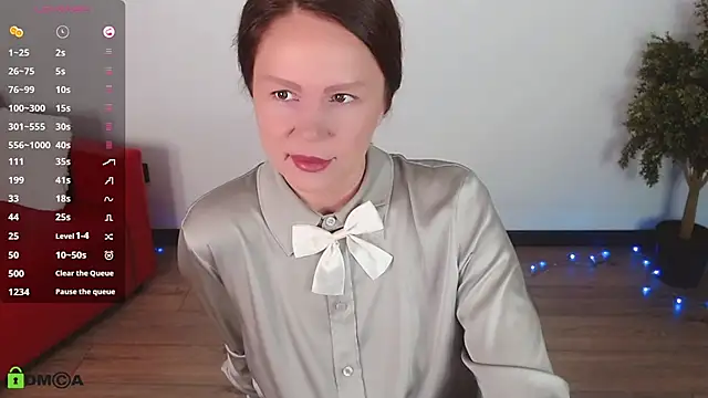 Snapshot of VickyGolden chatting on June 2026 05:26:02 AM VickyGolden online show from June 2026 05:26:02 AM