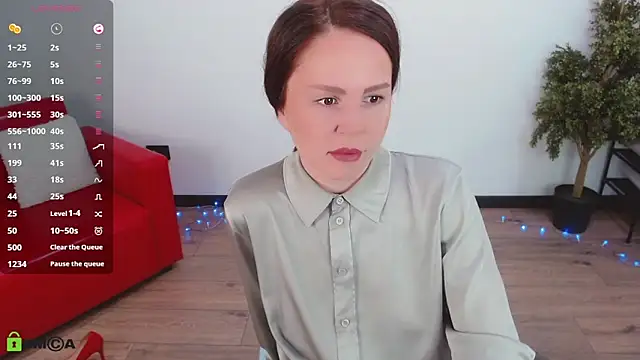 VickyGolden online show from May 2026 05:00:02 AM