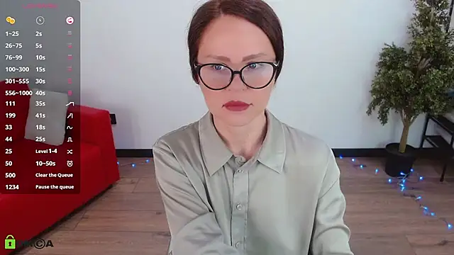 VickyGolden online show from May 2026 05:18:02 AM