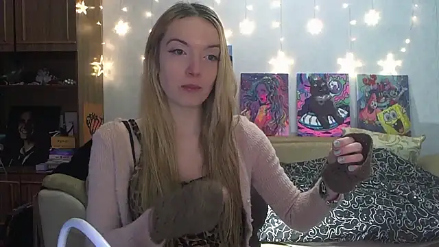 SecretSophia online show from January 2025 01:31:01 PM