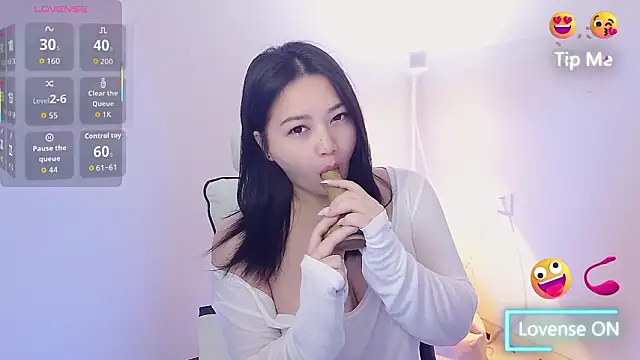 small Eva online show from February 2026 03:31:02 PM