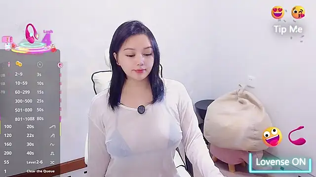 small Eva online show from December 2025 03:03:01 PM