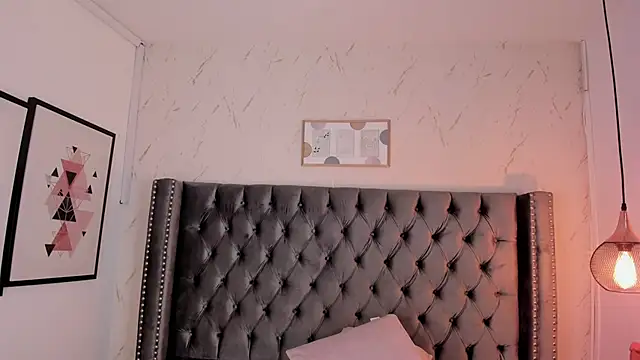 Kim Blane online show from February 2026 06:19:02 AM