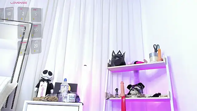 SAMANTHA DM online show from September 2025 02:20:01 PM