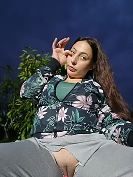 VickyHoult online show from April 2026 11:22:02 PM