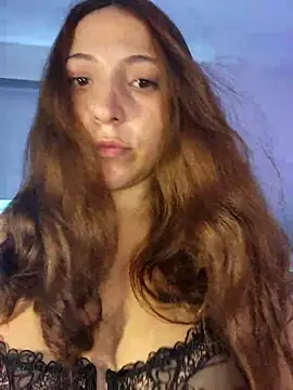 VickyHoult online show from March 2025 08:49:01 PM
