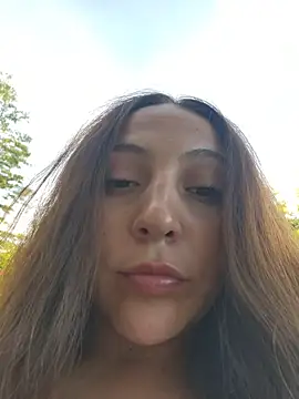VickyHoult online show from October 2025 09:50:01 PM