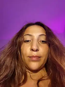VickyHoult online show from March 2025 12:00:02 AM