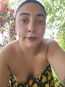 VickyHoult online show from March 2026 07:05:02 PM