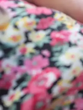 VickyHoult online show from April 2026 10:18:02 PM