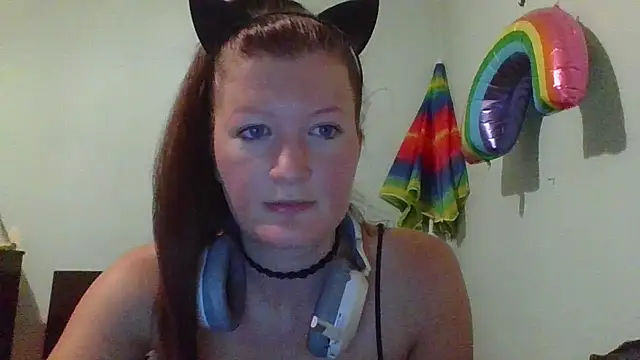 Analimado18 online show from September 2025 08:59:01 PM