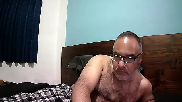 PhillDrake11 online show from January 2026 01:43:02 AM