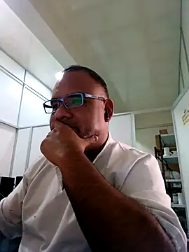 PhillDrake11 online show from March 2026 07:57:02 PM