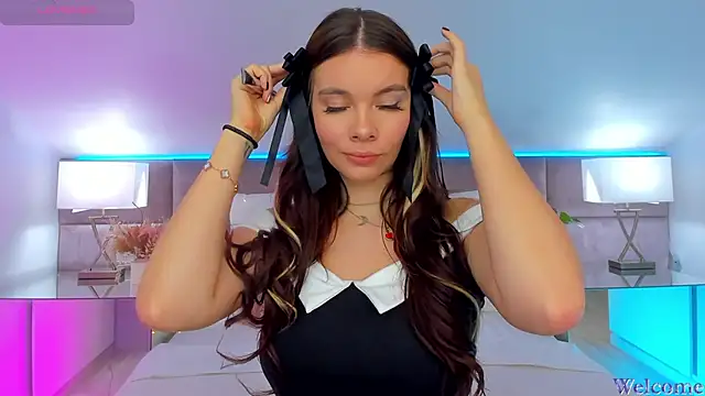 MiaMuse online show from October 2025 07:27:02 PM