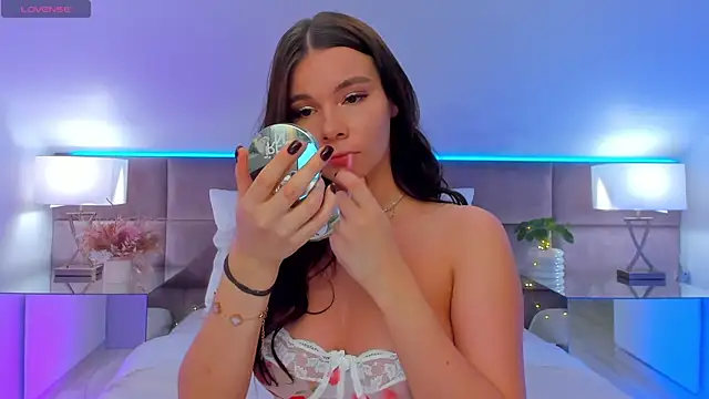 MiaMuse online show from October 2025 12:15:01 PM