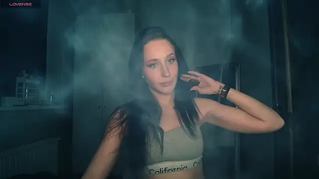 AliceTurnOn online show from April 2026 05:05:01 PM