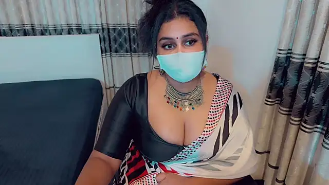 Snapshot of SonY_CaM chatting on May 2026 05:44:02 PM SonY CaM online show from May 2026 05:44:02 PM