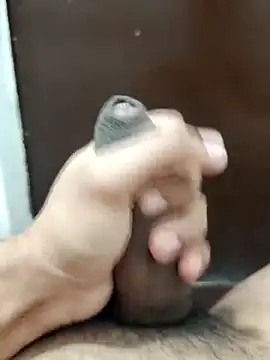 Snapshot of Deluxe_dick chatting on February 2026 12:35:01 PM Deluxe dick online show from February 2026 12:35:01 PM