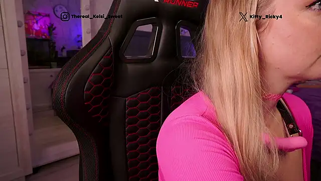 Snapshot of Kitty_Ricky chatting on January 2026 07:56:01 AM Kitty Ricky online show from January 2026 07:56:01 AM