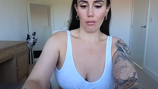 LibbyLoveHeartx online show from April 2026 07:54:02 AM