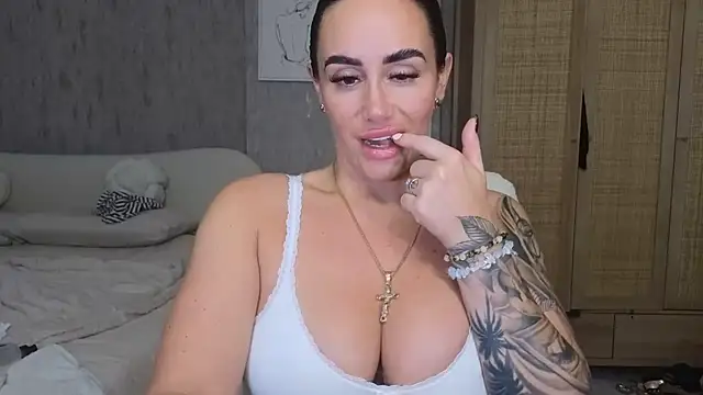 Snapshot of LibbyLoveHeartx chatting on October 2025 06:26:02 AM LibbyLoveHeartx online show from October 2025 06:26:02 AM