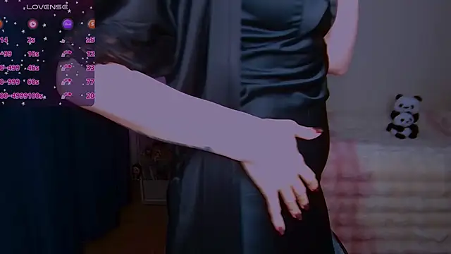 Snapshot of Bonnie_B__ chatting on November 2025 08:29:02 AM Bonnie B online show from November 2025 08:29:02 AM