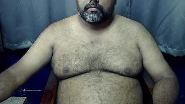 Snapshot of hairysubcub_70 chatting on October 2025 07:20:02 AM hairysubcub 70 online show from October 2025 07:20:02 AM