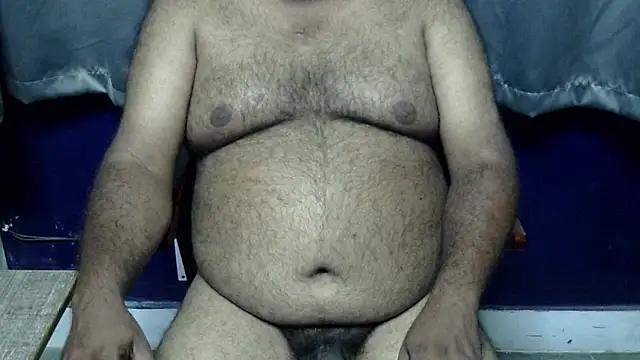 Snapshot of hairysubcub_70 chatting on October 2025 05:36:01 PM hairysubcub 70 online show from October 2025 05:36:01 PM