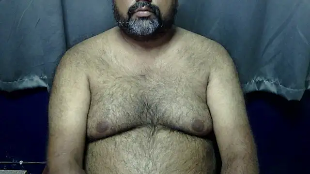 Snapshot of hairysubcub_70 chatting on May 2026 06:38:01 PM hairysubcub 70 online show from May 2026 06:38:01 PM