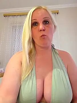 Mayci1984 online show from April 2026 10:24:02 AM