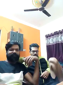 arhan3043 online show from December 2024 06:29:01 PM