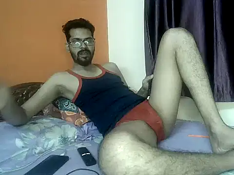 arhan3043 online show from October 2025 07:04:01 PM