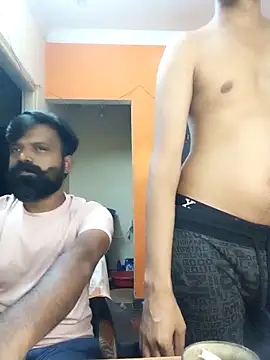 arhan3043 online show from March 2025 03:31:01 PM