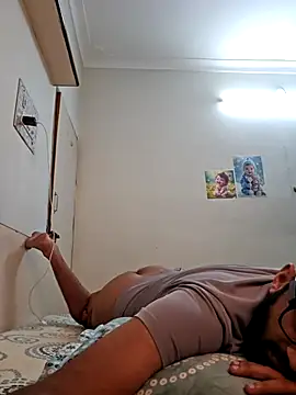 Snapshot of love4shownude chatting on October 2025 04:47:02 AM love4shownude online show from October 2025 04:47:02 AM