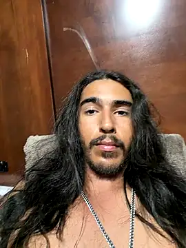 Snapshot of jrrichforever chatting on November 2025 11:31:01 PM jrrichforever online show from November 2025 11:31:01 PM